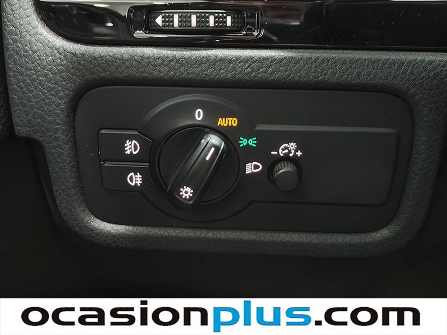 Foto Volkswagen Touareg Volkswagen Touareg R-Line 3.0 TDI BMT (204 CV) Tiptronic