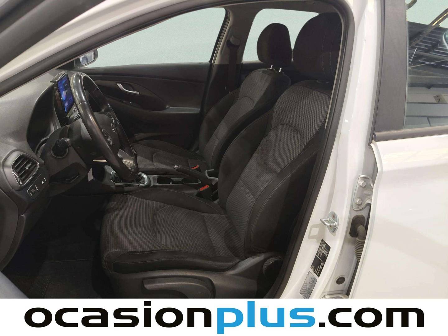 Foto asientos delanteros Hyundai i30 Hyundai i30 1.0 TGDI Klass (120 CV)
