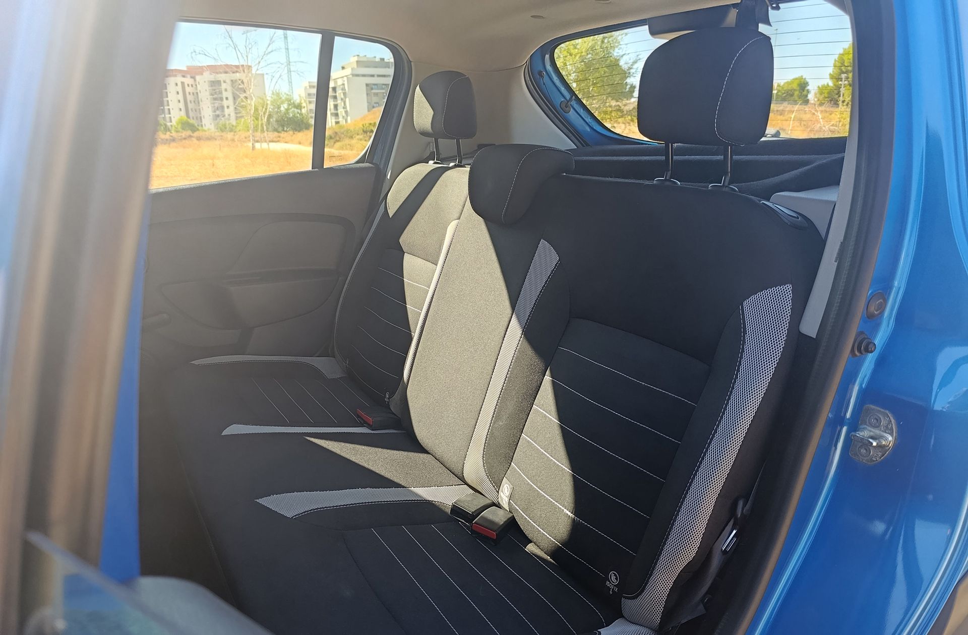Dacia Sandero Stepway TCe - foto 9