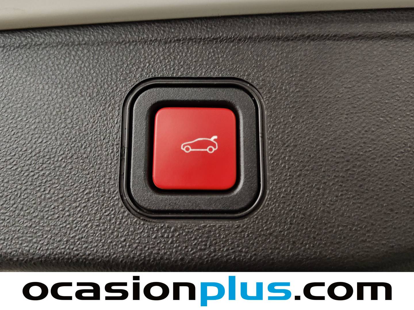 Foto Jeep Avenger Jeep Avenger 1.2 G Summit (100 CV)