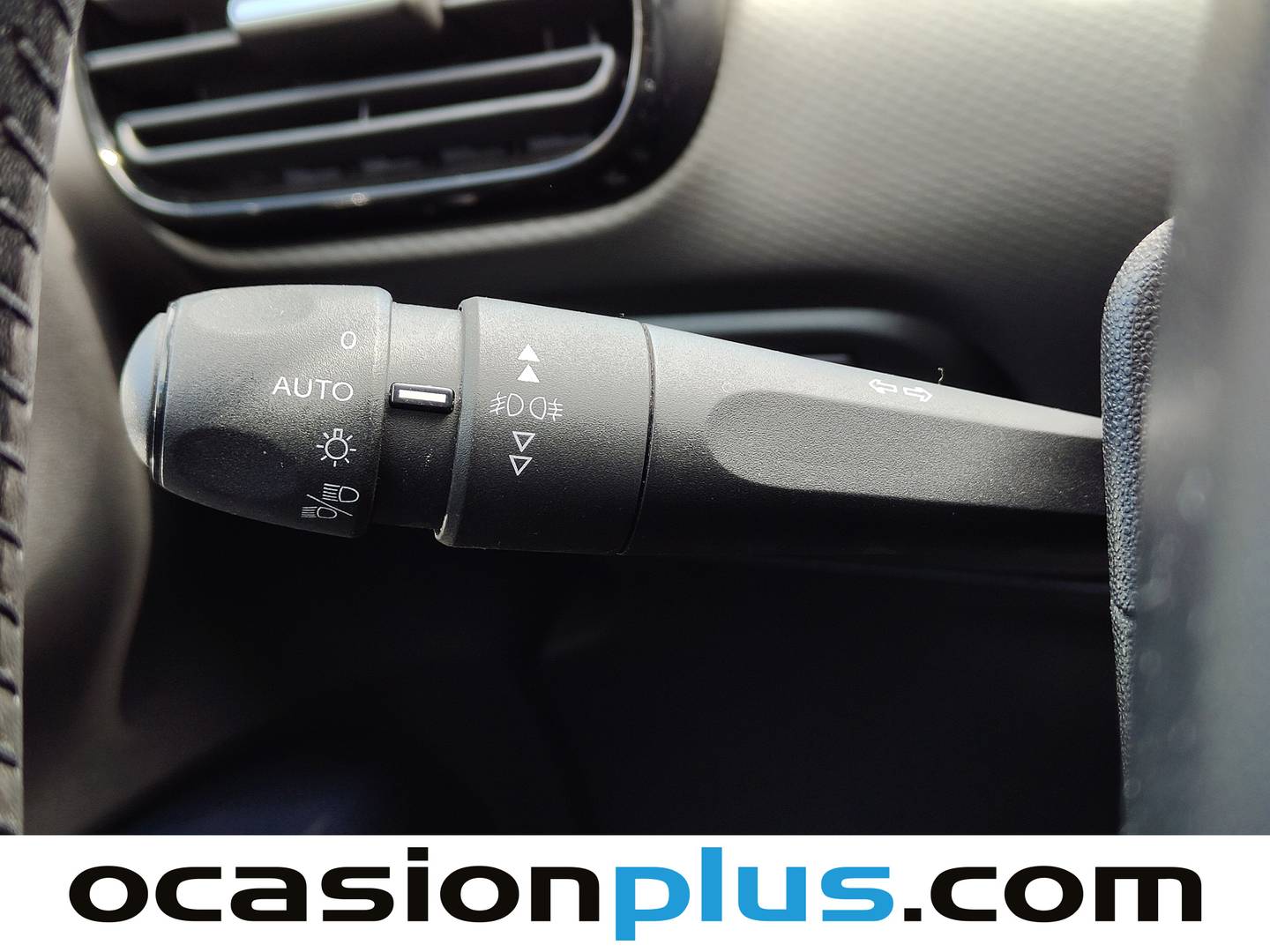 Extras y acabados del Citroën C4 Cactus Citroën C4 Cactus BlueHDi 100 Feel (100 CV)