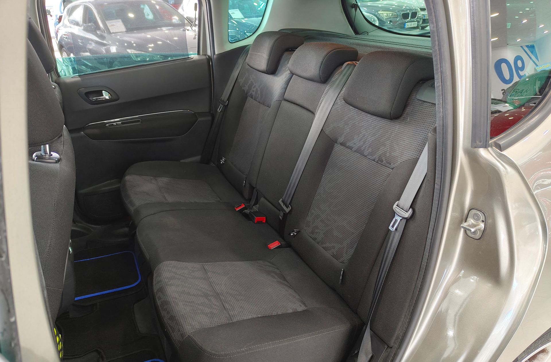 Peugeot 3008 2.0 HDi FAP Sport Pack - foto 13