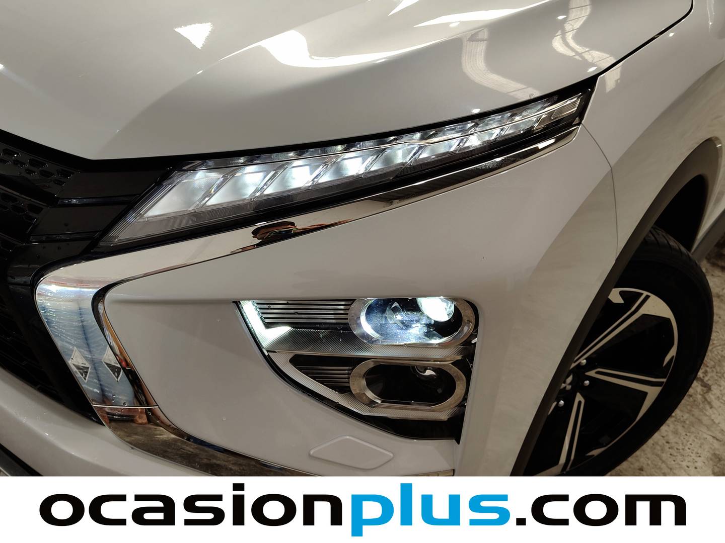 Acabados Mitsubishi Eclipse Cross Mitsubishi Eclipse Cross 2.4 PHEV Kaiteki 4WD Auto (188 CV)