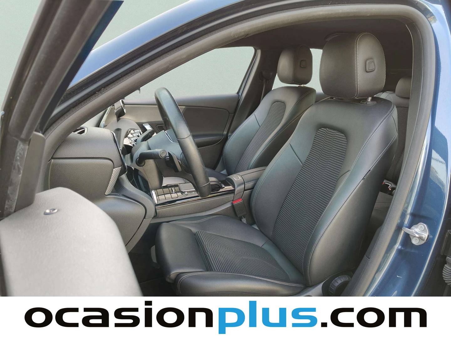 Foto asientos delanteros Mercedes Clase A Mercedes Clase A 180 d (116 CV)