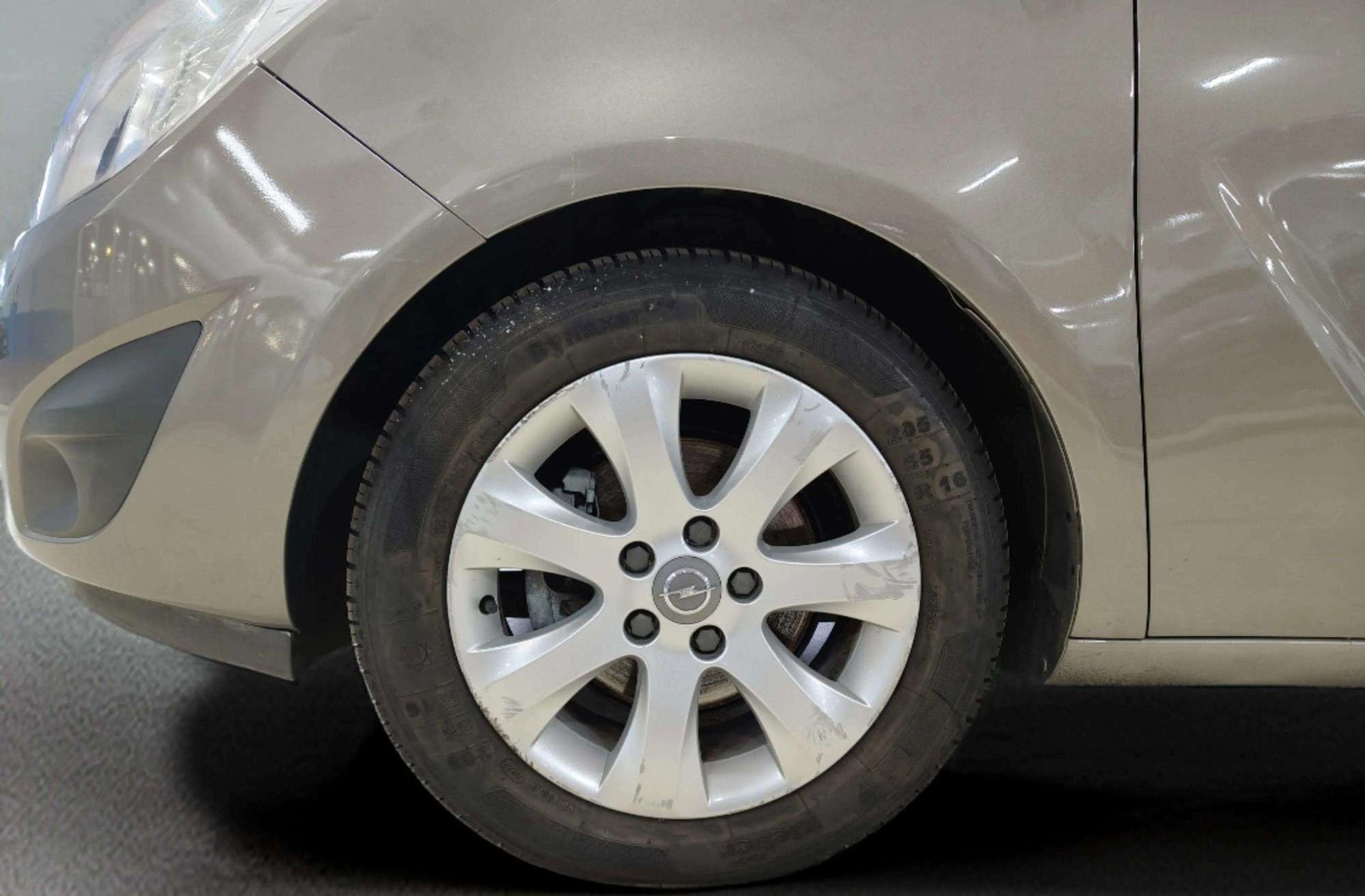 Opel Meriva 1.3 CDTi Essentia - foto 27