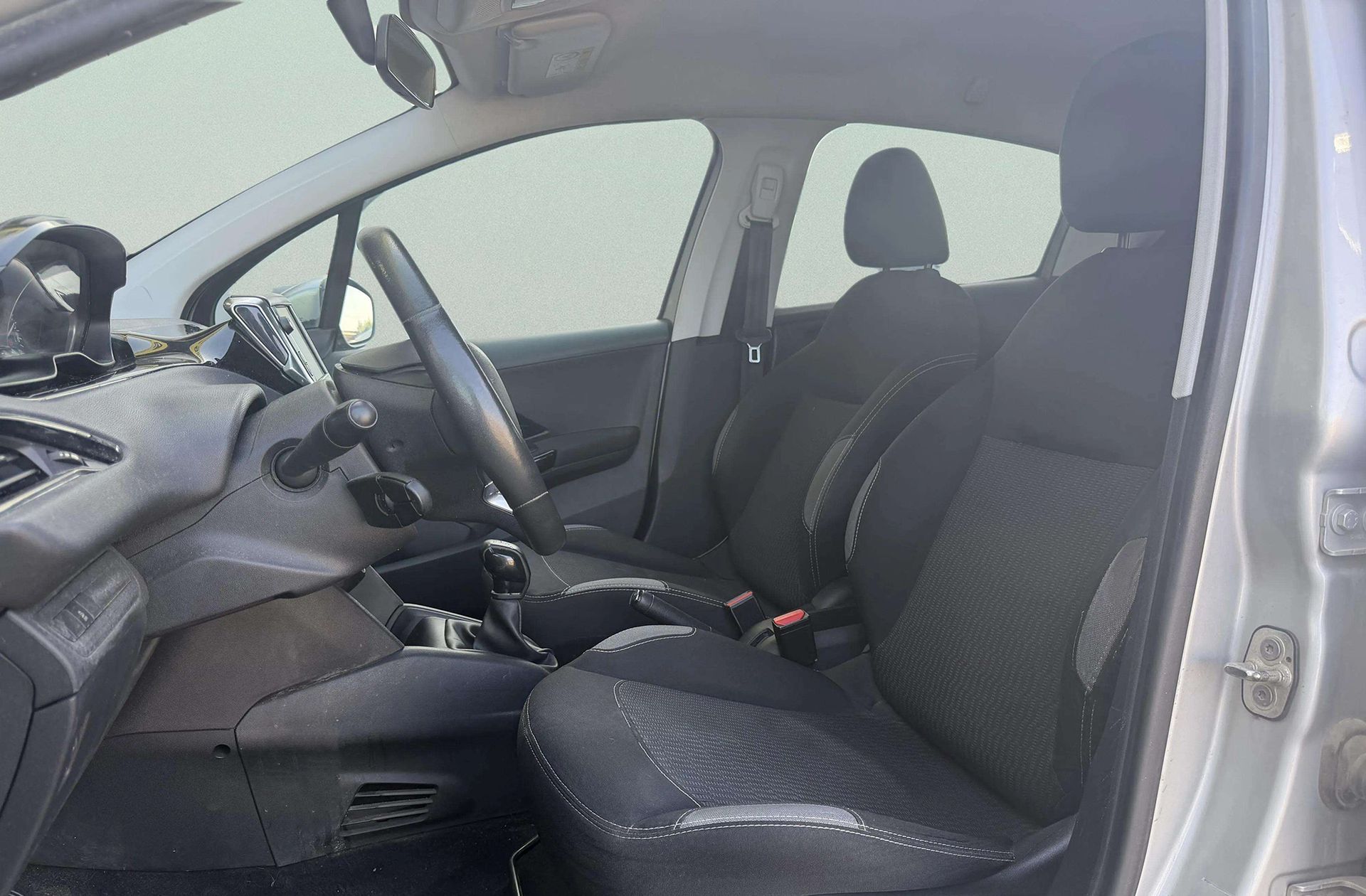 Peugeot 208 PureTech 82 Active - foto 9