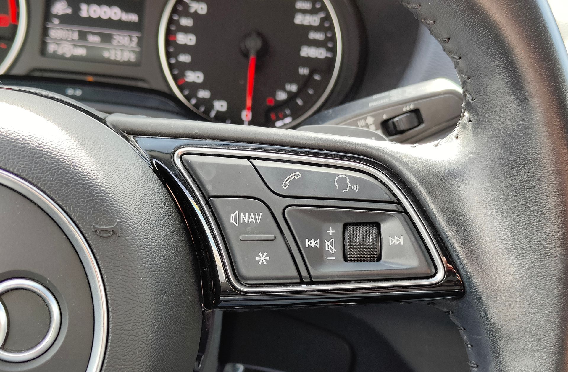Audi Q2 Design 30 TDI S Tronic - foto 25