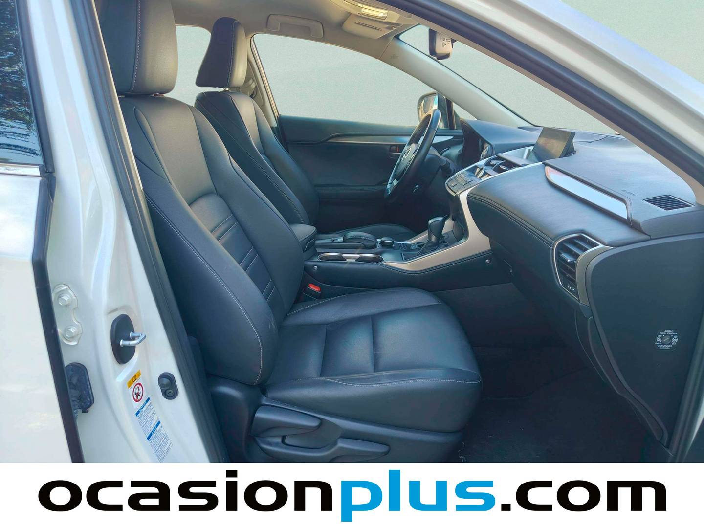 Lexus NX Lexus NX 300h Executive 4WD Tecno + Navibox (197 CV) km 0
