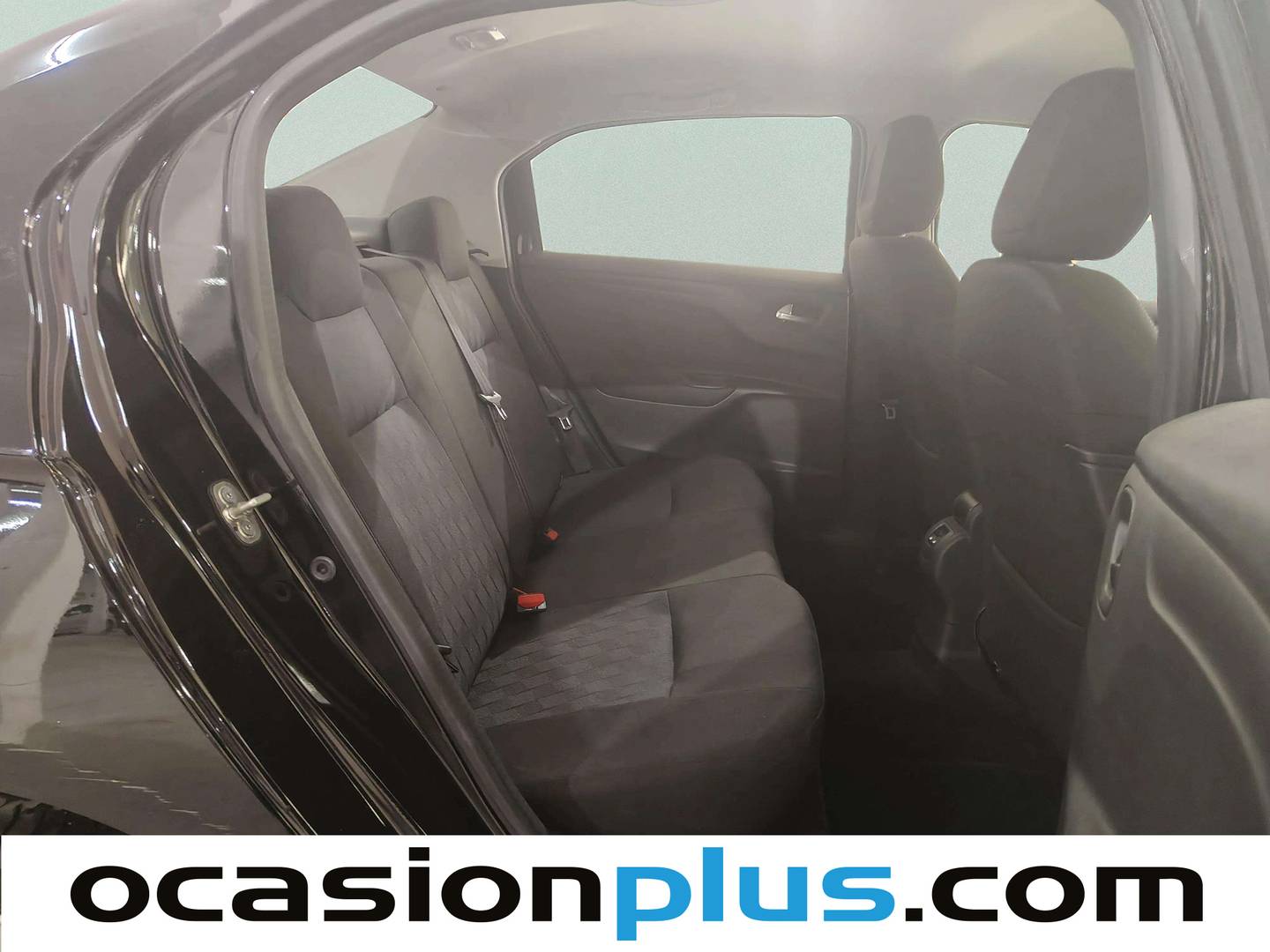 Citroën C-Elysée Citroën C-Elysee PureTech 82 Exclusive (82 CV) al mejor precio