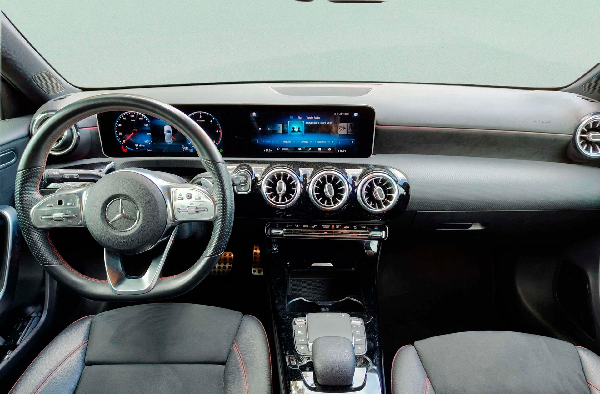 Mercedes-Benz Clase A 200 d pack AMG - foto 6