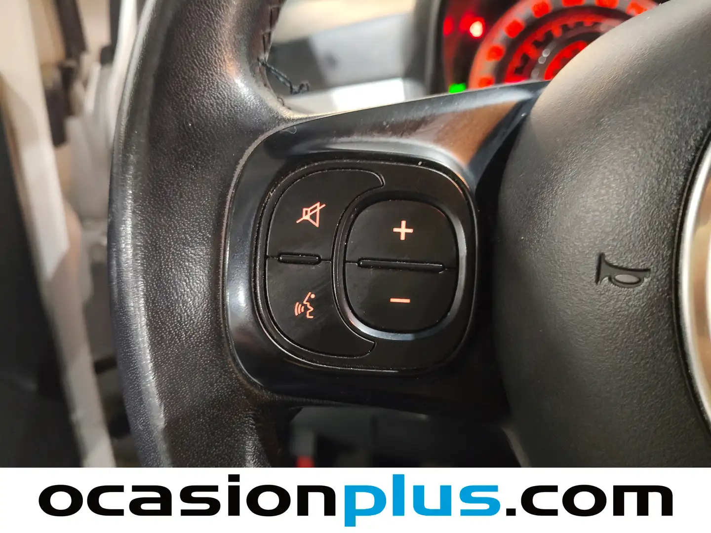 Foto Fiat 500C Fiat 500C 1.0 Hybrid Connect (70 CV)