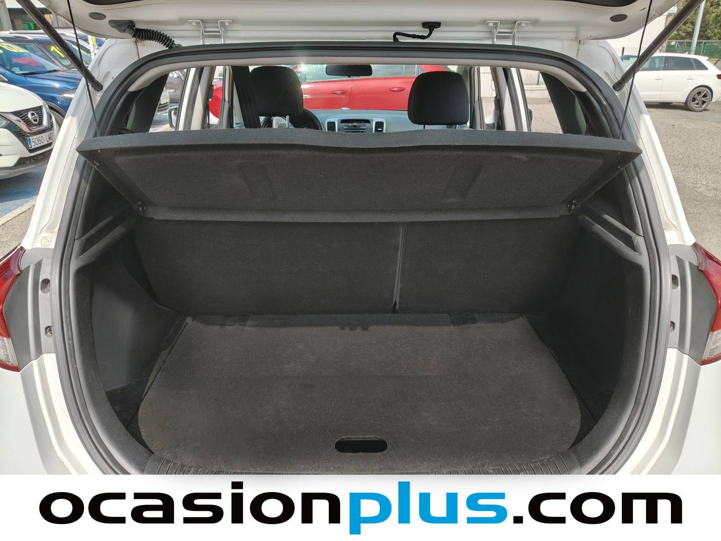 Fotos maletero Hyundai ix20 Hyundai ix20 1.4 MPI BlueDrive Tecno (90 CV)