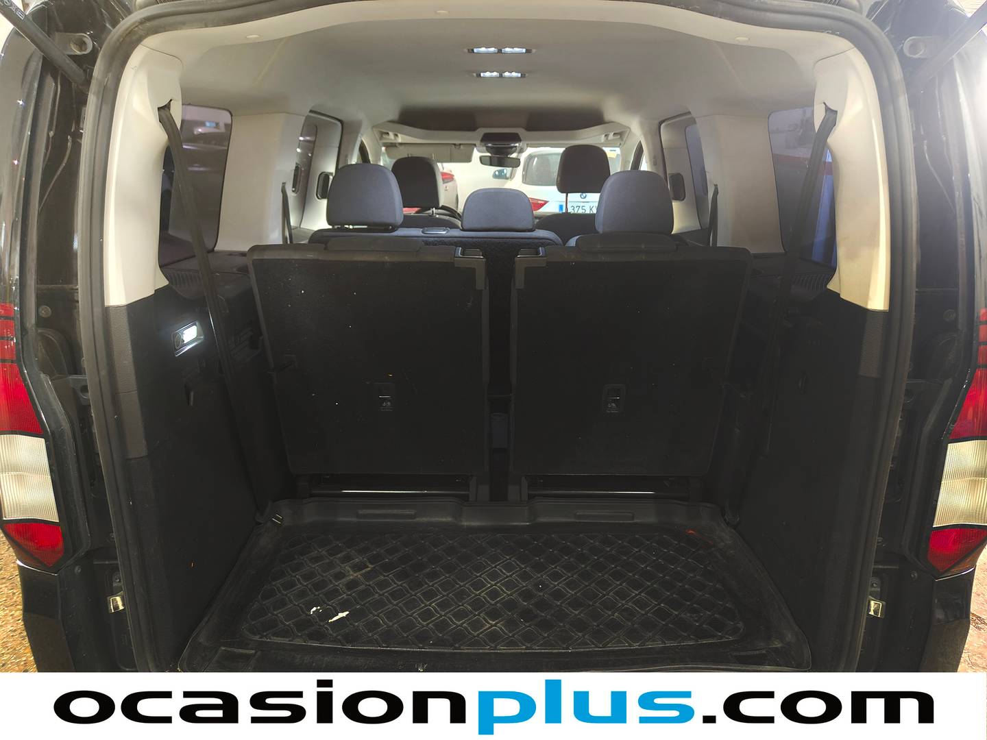 Fotos maletero Volkswagen Caddy Volkswagen Caddy Maxi Origin 1.5 TSI (114 CV) 7 Plazas