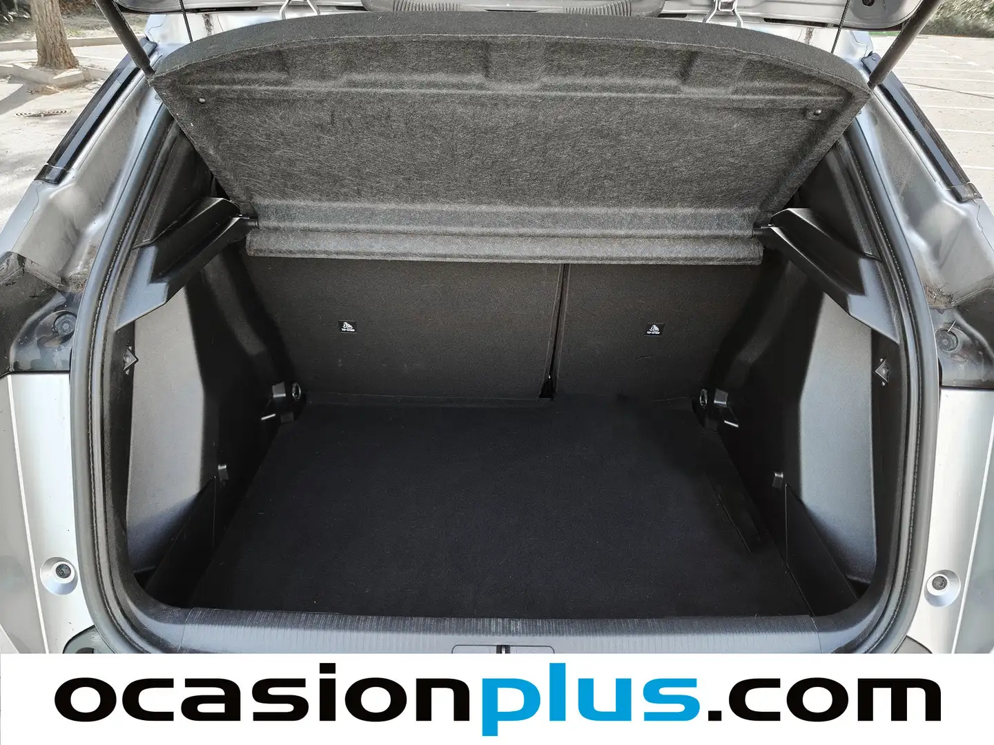 Foto Peugeot 2008 Peugeot 2008 BlueHDi 100 S&S Active (100 CV)