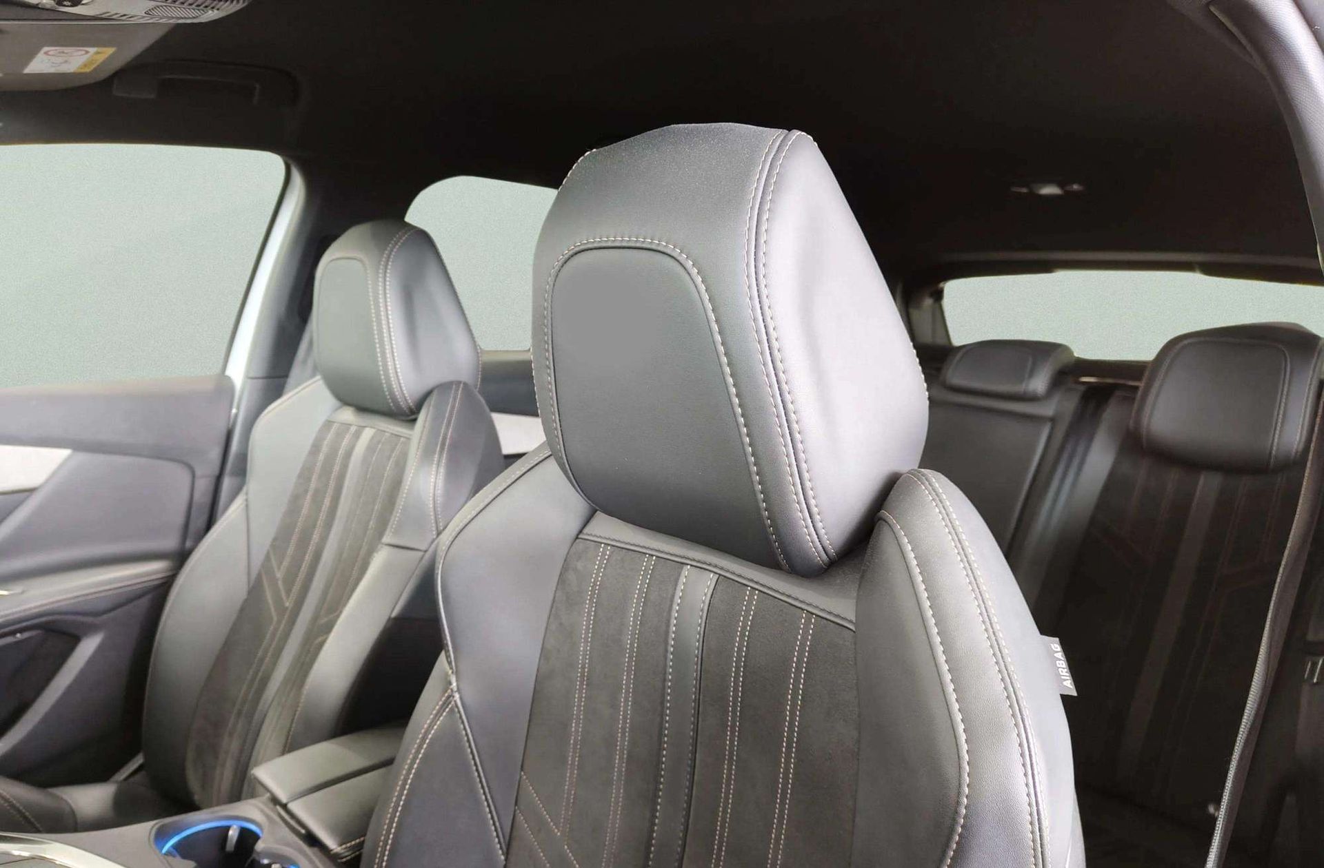 Peugeot 3008 BlueHDi 130 GT EAT8 - foto 15