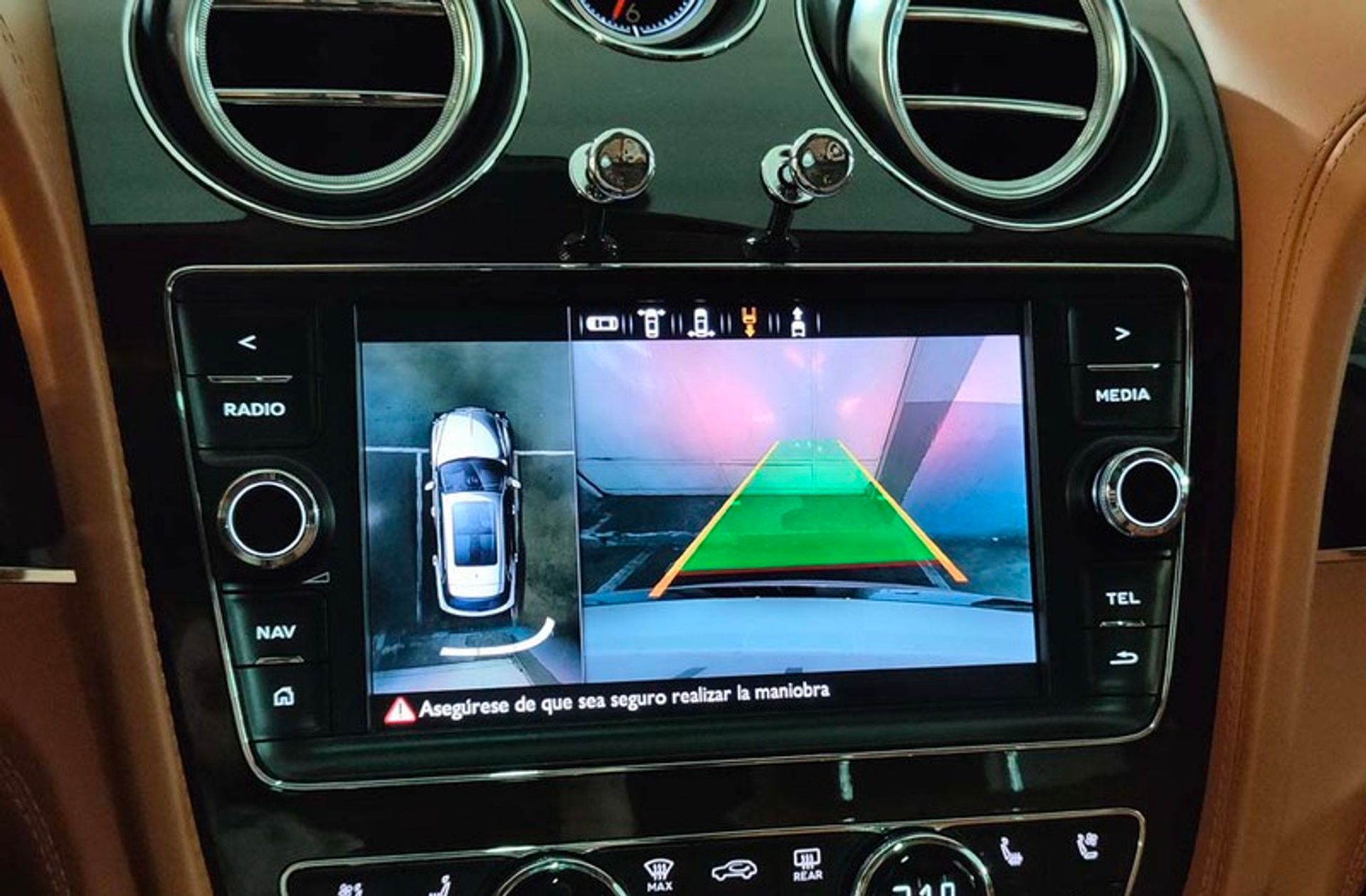 Bentley Bentayga 3.0 Hybrid 4WD - foto 15