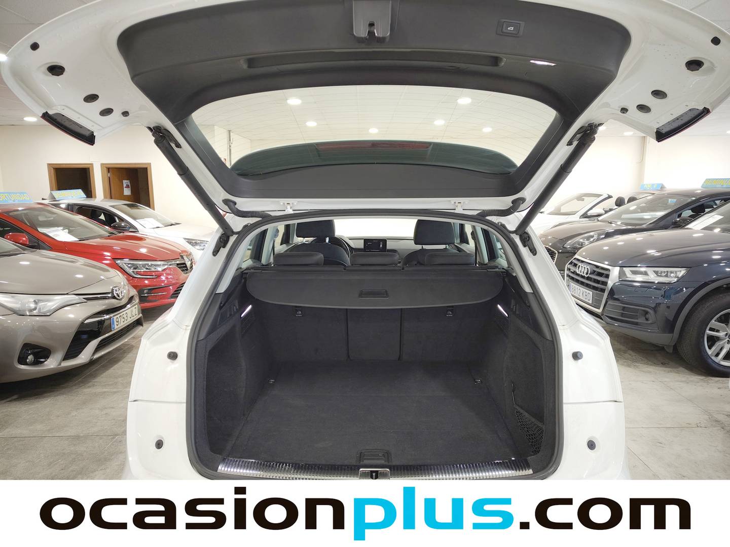 Fotos maletero Audi Q5 Audi Q5 Advanced 2.0 TDI (150 CV)