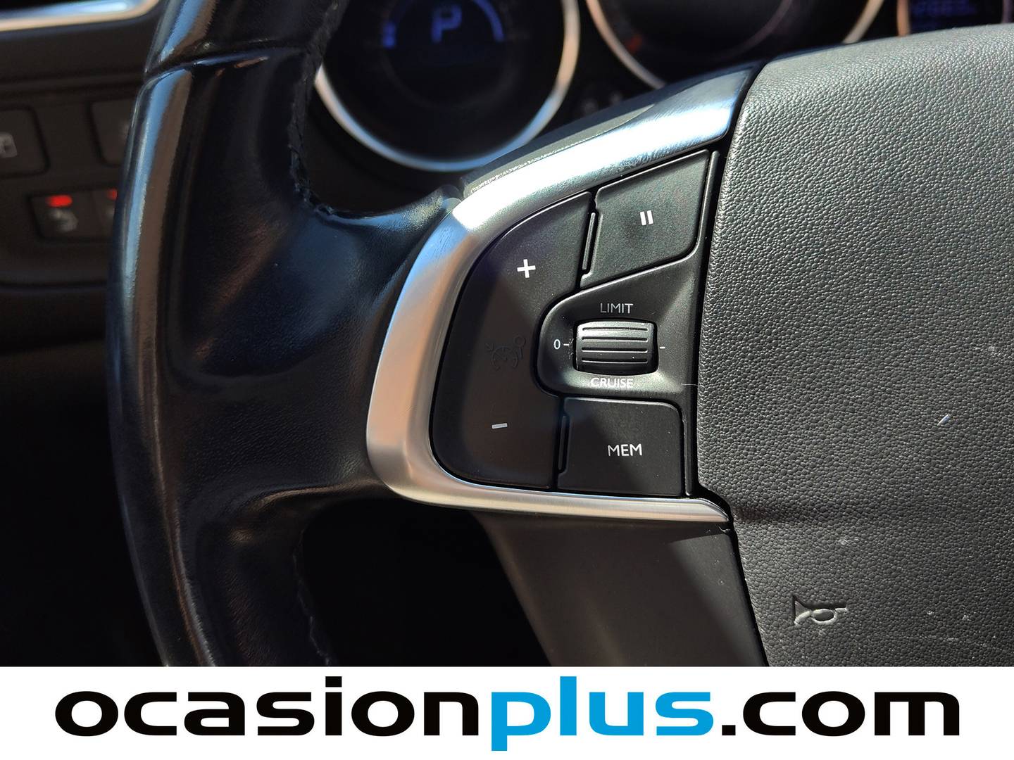 DS DS 4 Crossback DS DS 4 Crossback DS DS 4 Crossback 1.6 BlueHDi (120CV) EAT6 Style automático