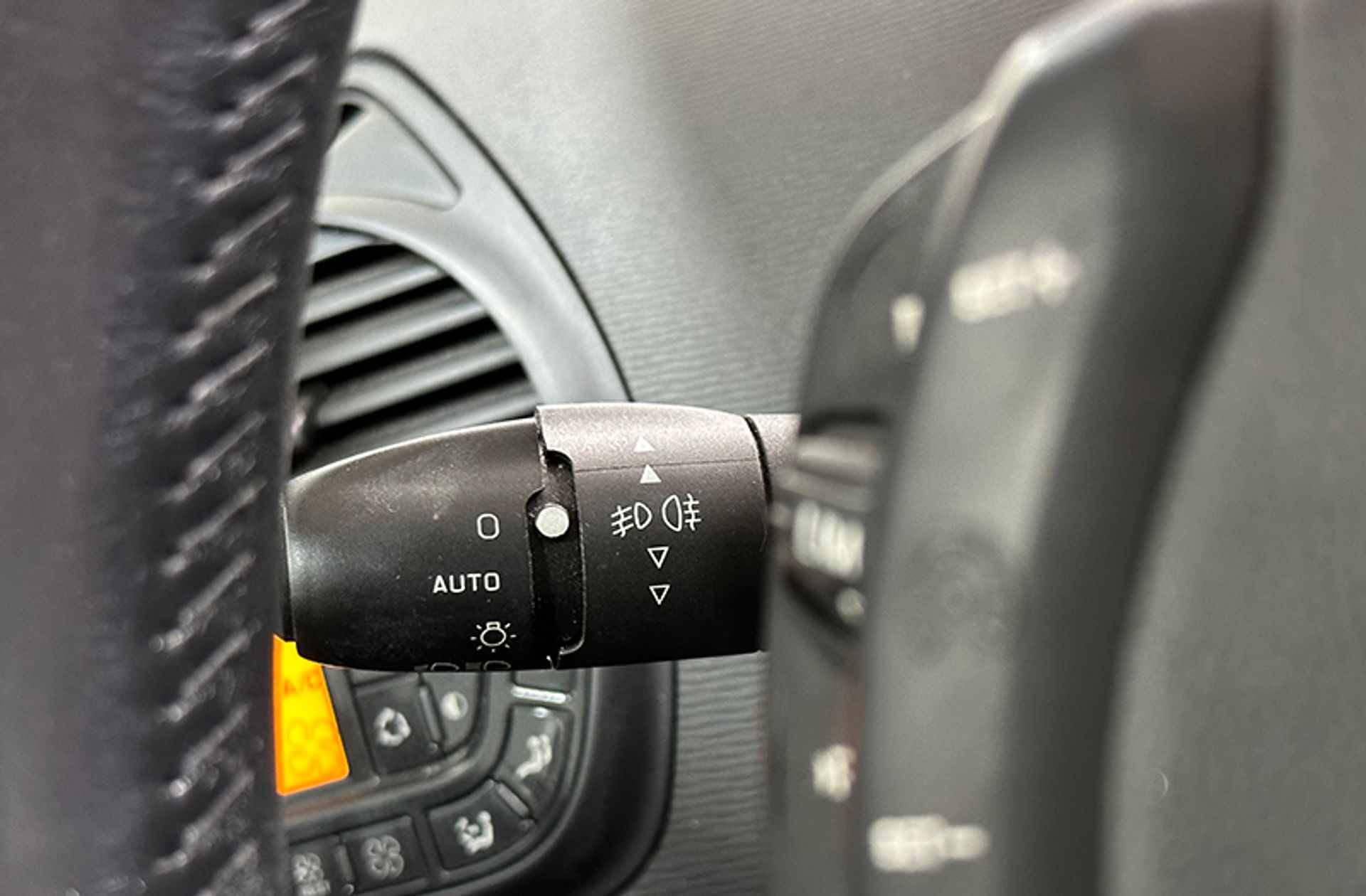 Citroën C4 Picasso 2.0 HDi Exclusive 7 plazas - foto 22
