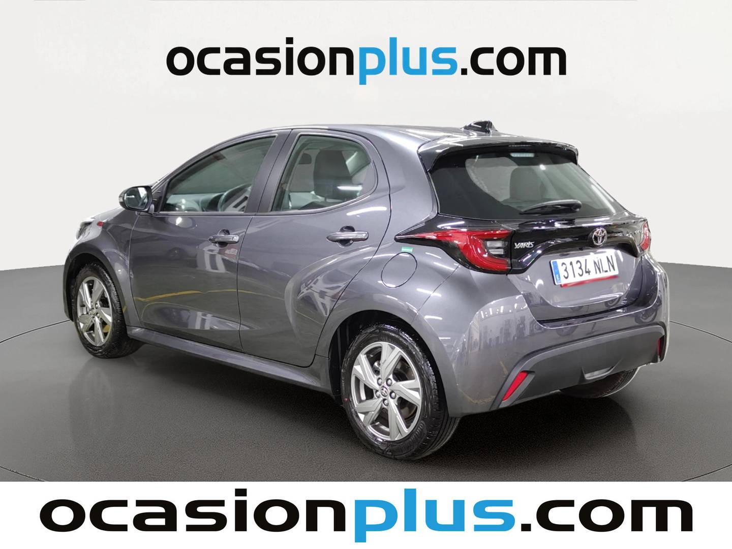 Foto trasera Toyota Yaris Toyota Yaris 120H Active Plus (116 CV) izquierda