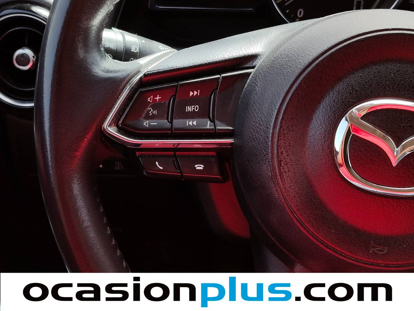 Extras del Mazda CX-3 Mazda CX-3 2.0 G Zenith 2WD (121 CV)