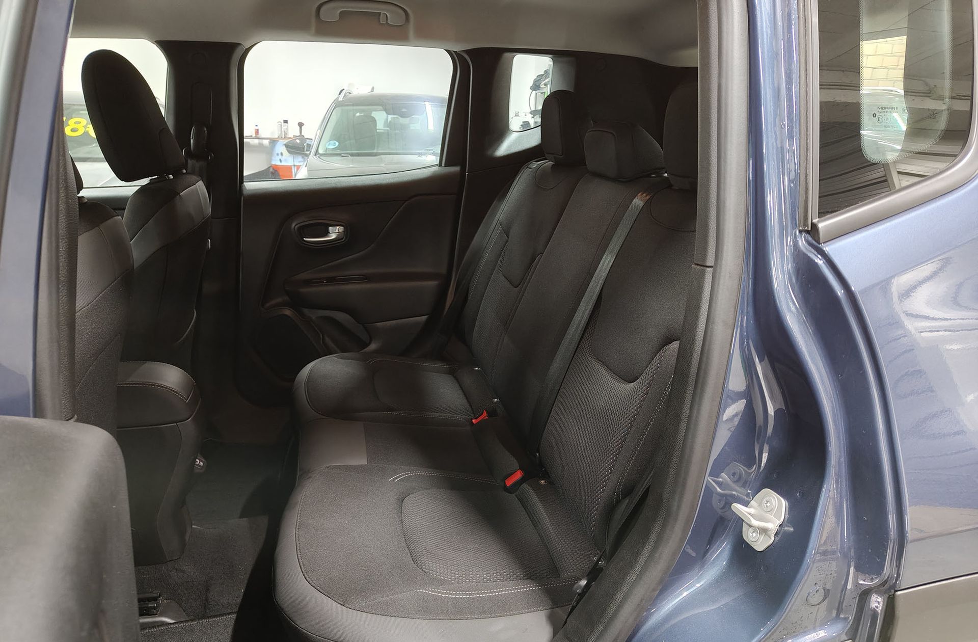 Jeep Renegade eHybrid 1.5 Limited ATX - foto 14
