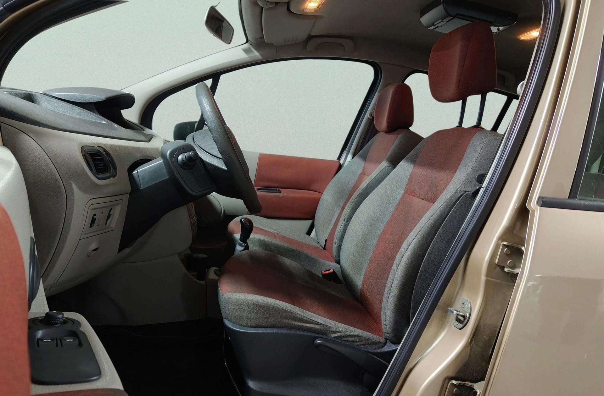 Renault Modus 1.5 dCi Fantasy - foto 8
