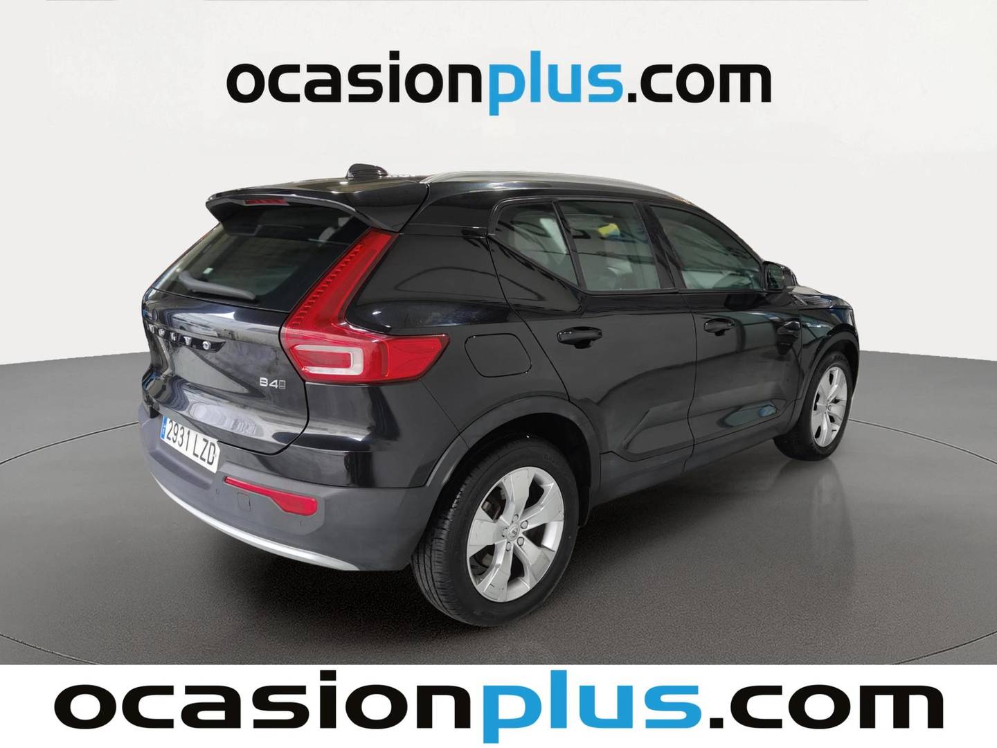 Foto trasera Volvo XC40 Volvo XC40 B4 G Momentum Pro AWD Auto (197 CV) izquierda