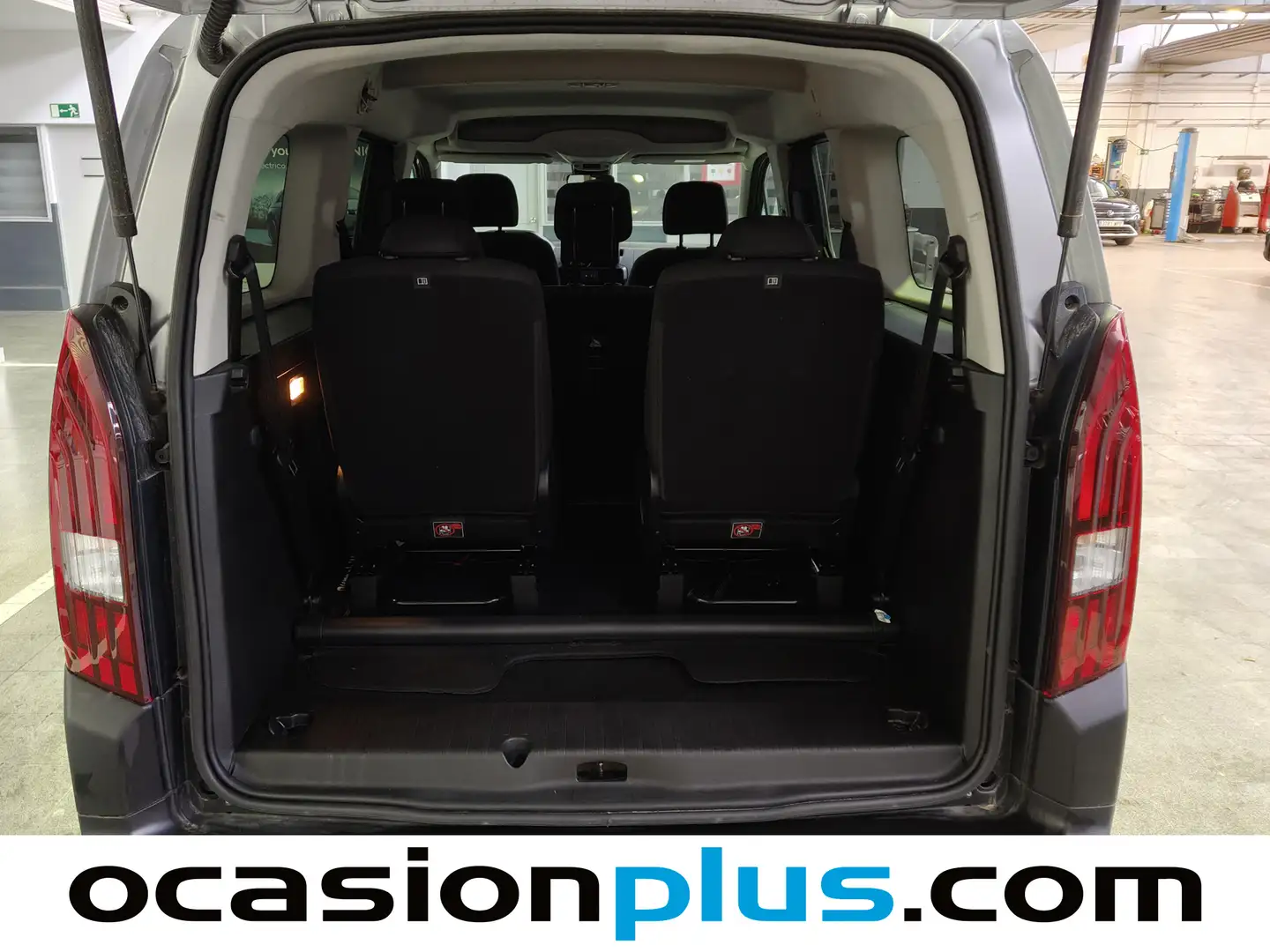 Foto Peugeot Rifter Peugeot Rifter BlueHDi 130 GT Long EAT8  7 Plazas (130 CV)