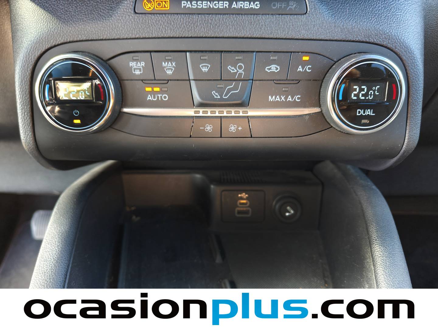 Foto Ford Kuga Ford Kuga 1.5 EcoBlue ST-Line Auto  (120 CV)