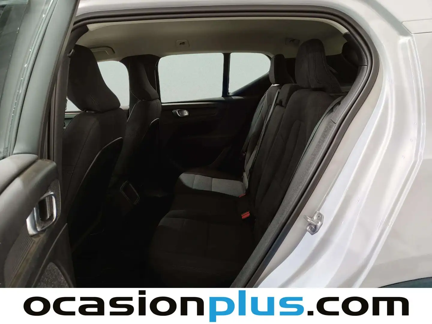 Foto Volvo XC40 Volvo XC40 T2 Momentum Core (129 CV)