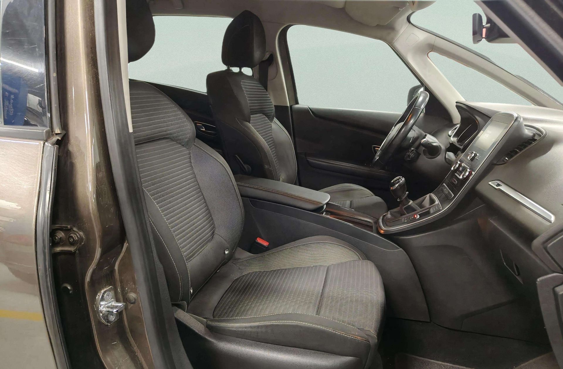Renault Grand Scénic TCe 130 Intens 7 plazas - foto 16