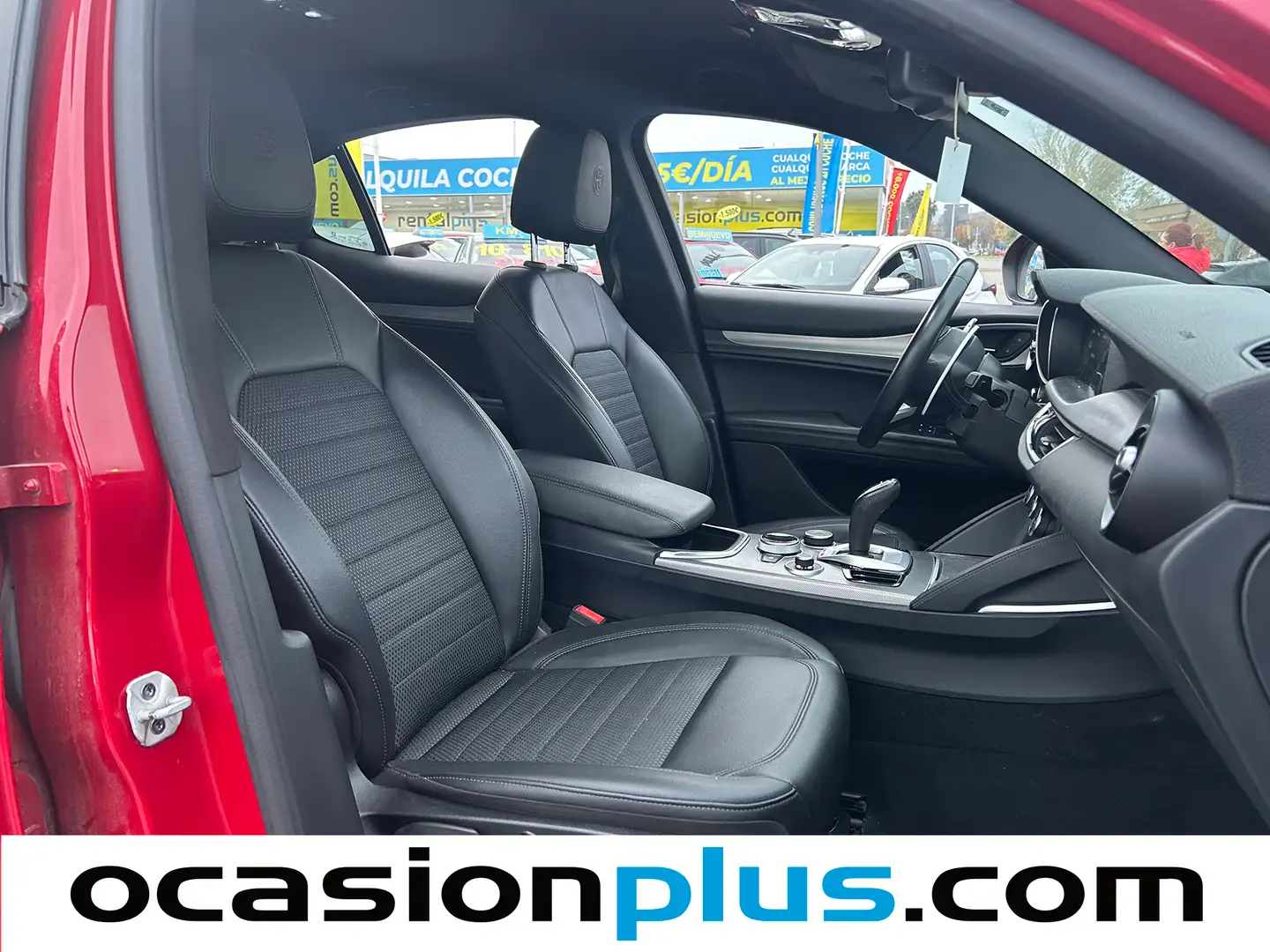 Foto Alfa Romeo Stelvio Alfa Romeo Stelvio 2.0 Gasolina Sprint Q4 Auto (200 CV)