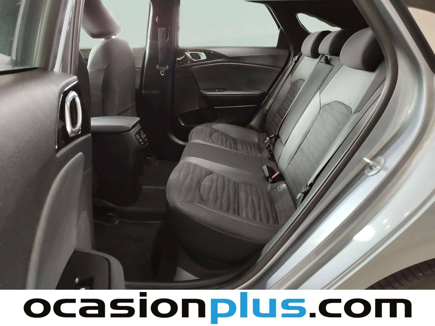 Foto asientos traseros KIA ProCeed Kia ProCeed 1.5 MHEV GT Line DCT (140 CV)