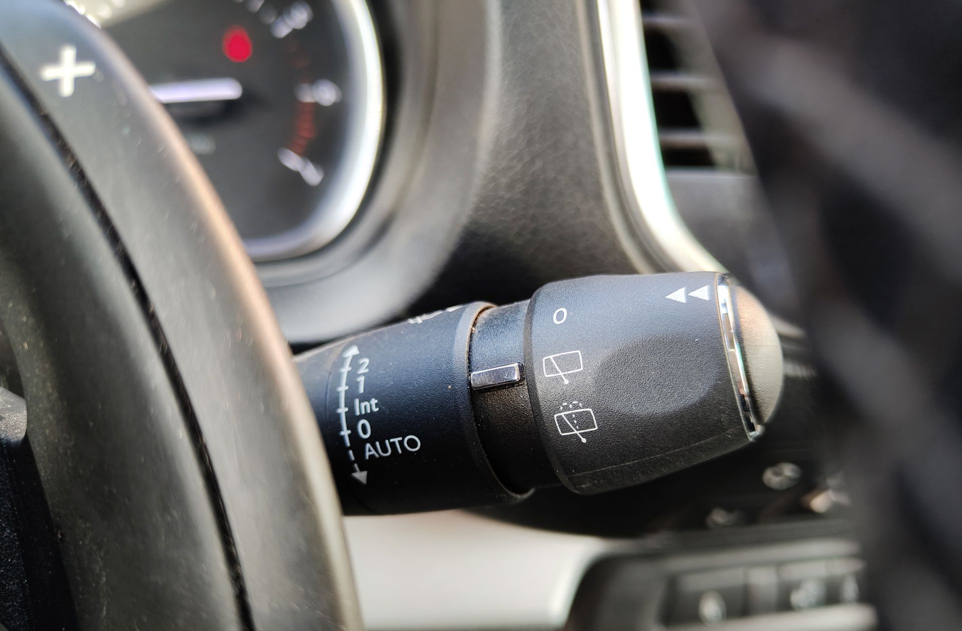 Peugeot Traveller 2.0 BlueHDi Allure Standard EAT6 8 plazas - foto 41