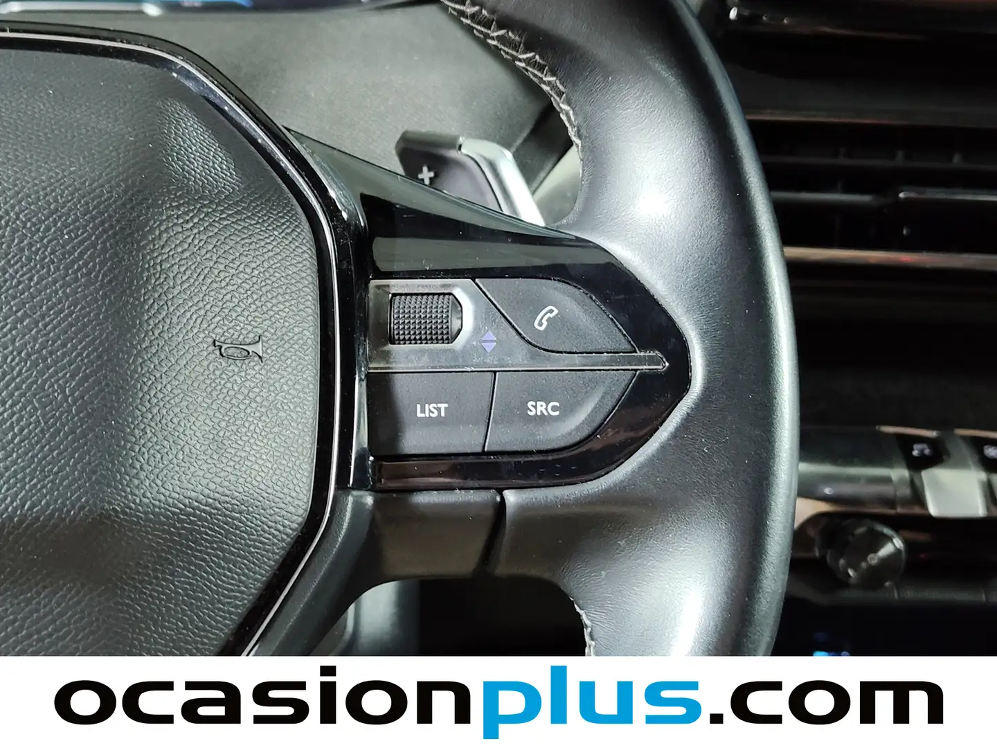 Foto Peugeot 3008 Peugeot 3008 PureTech 130 S&S Allure Pack EAT8 (130 CV)