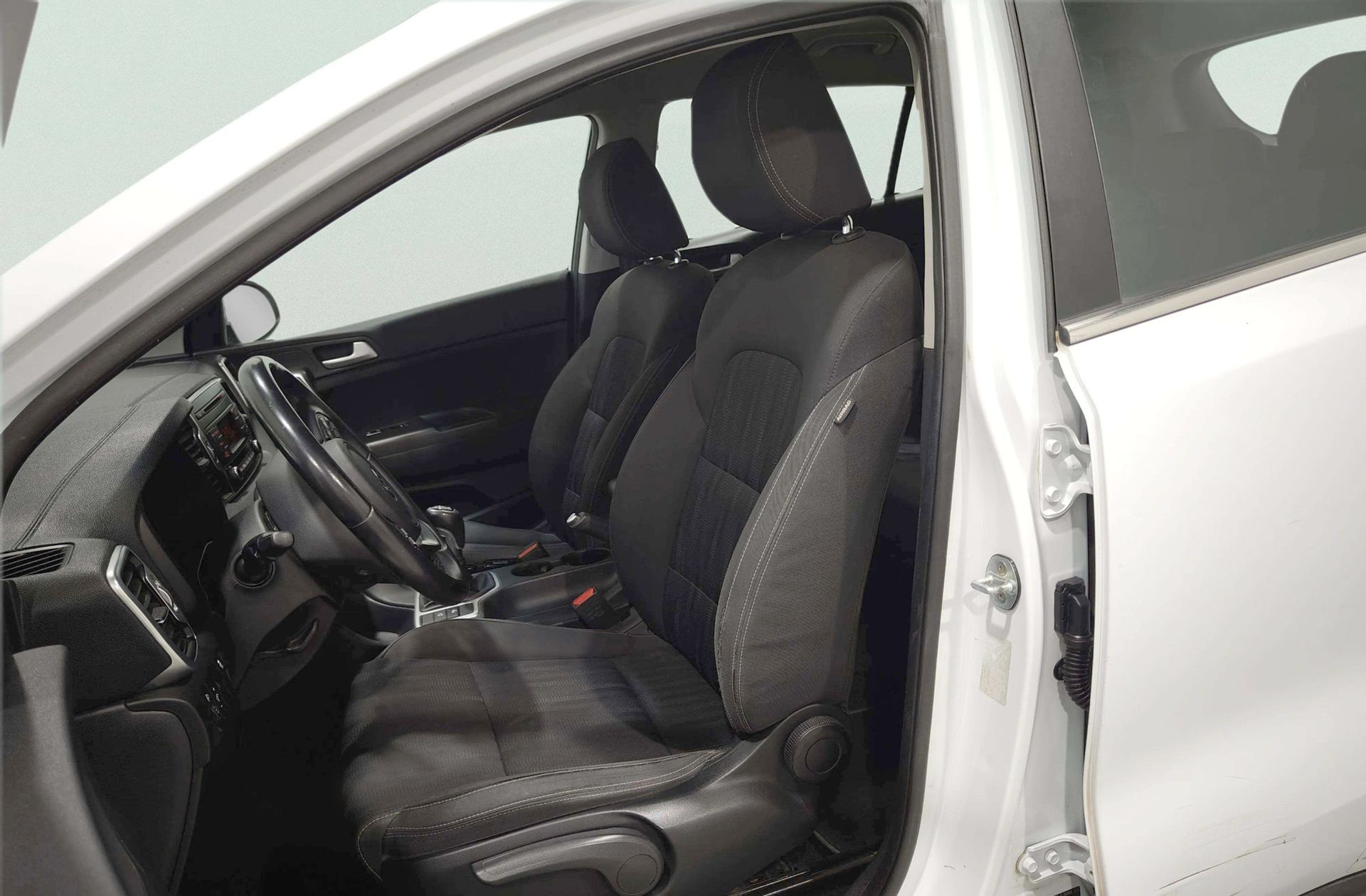 Kia Sportage 1.6 GDi Concept 4x2 - foto 9