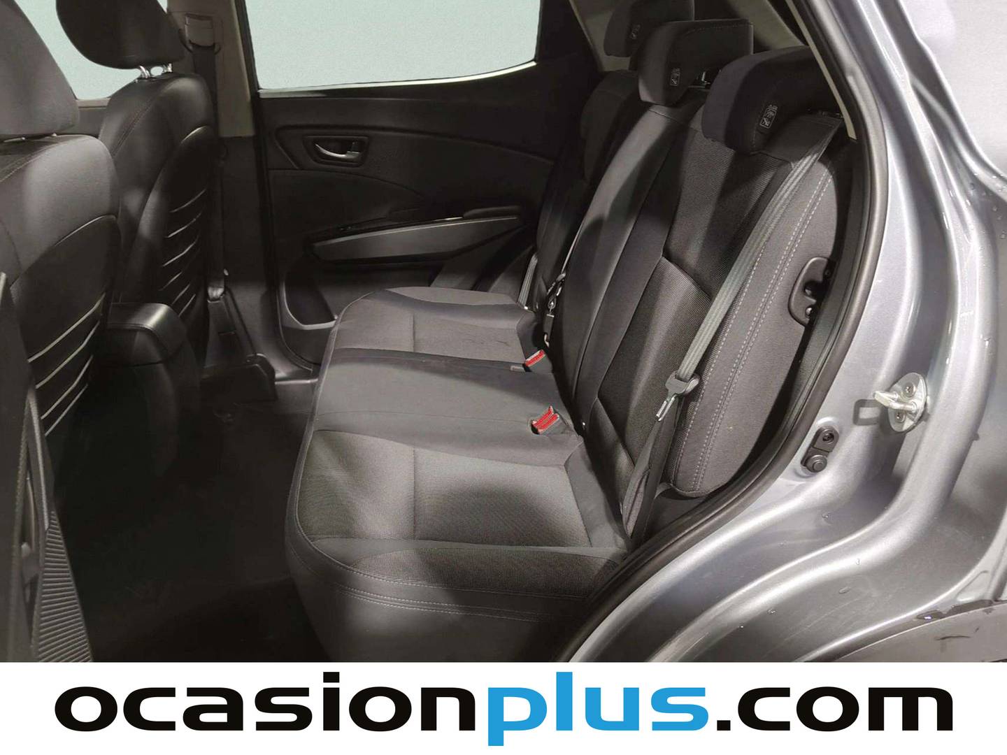 Foto asientos traseros SsangYong Tivoli SsangYong Tivoli G12T Urban Plus (128 CV)