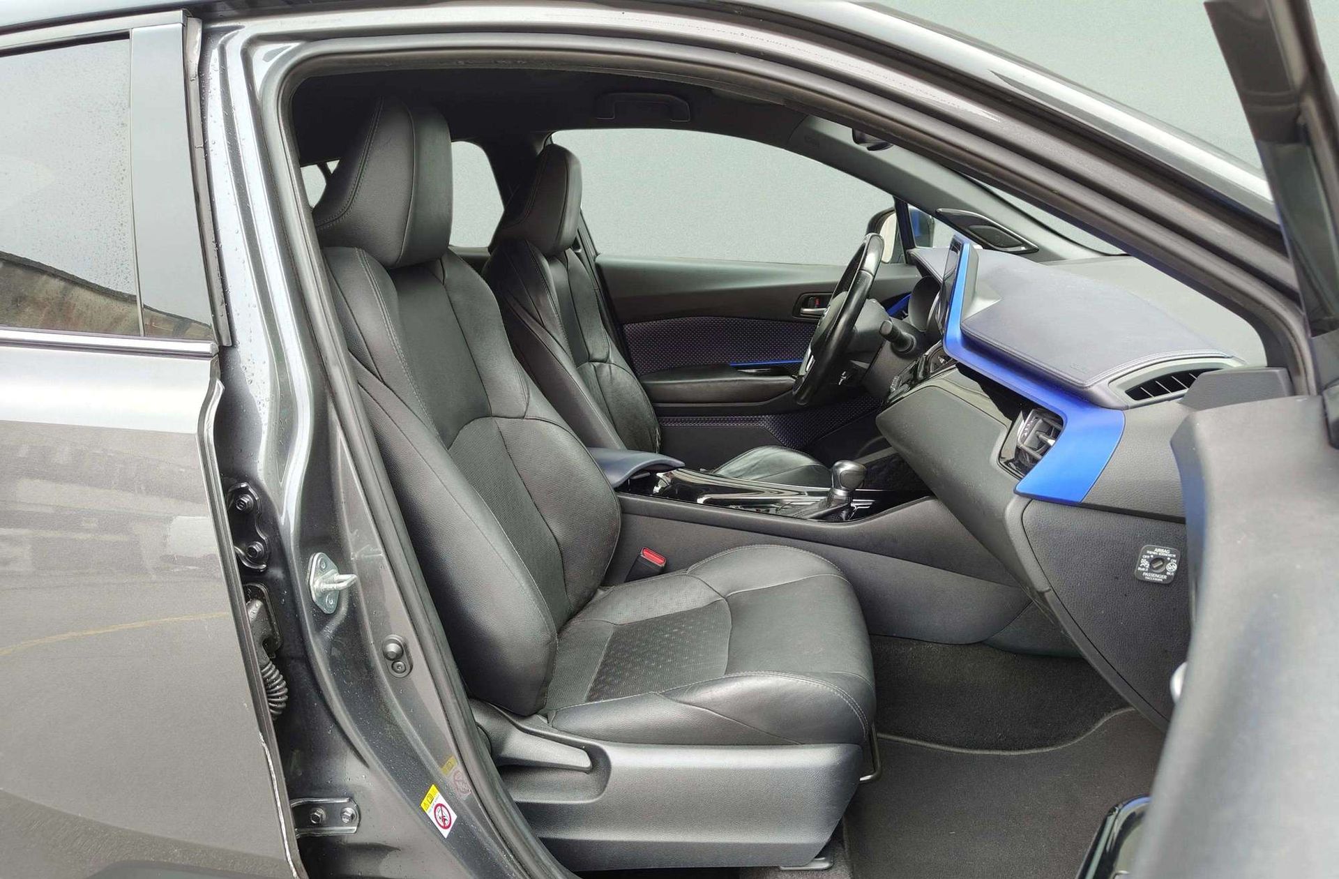 Toyota C-HR 1.8 125H Advance - foto 21