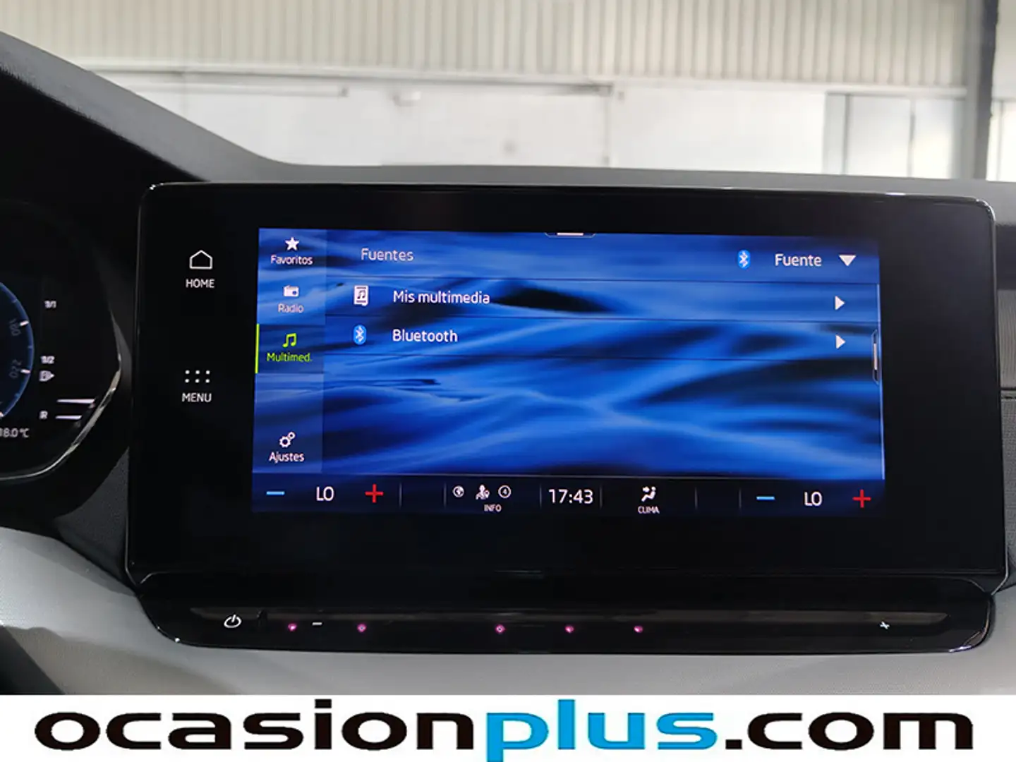 Foto Skoda Octavia Skoda Octavia Combi 1.0 TSI mHEV Ambition DSG (110 CV)