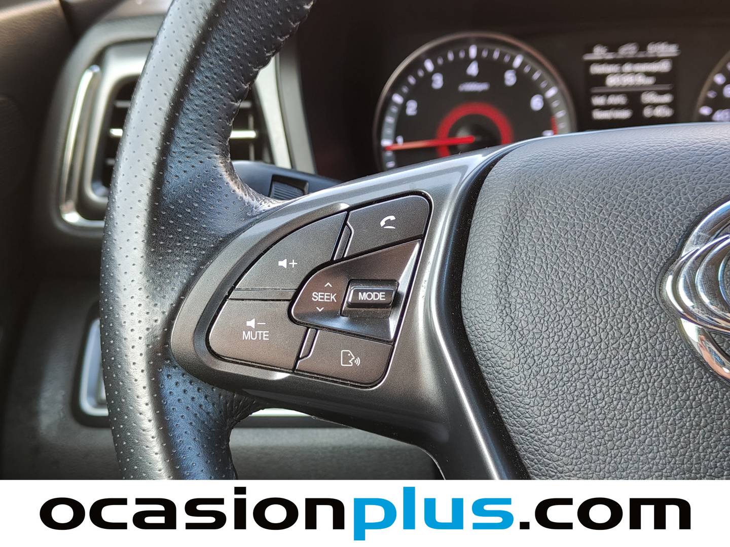 Foto SsangYong Tivoli Ssangyong Tivoli G12T Urban Plus (128 CV)