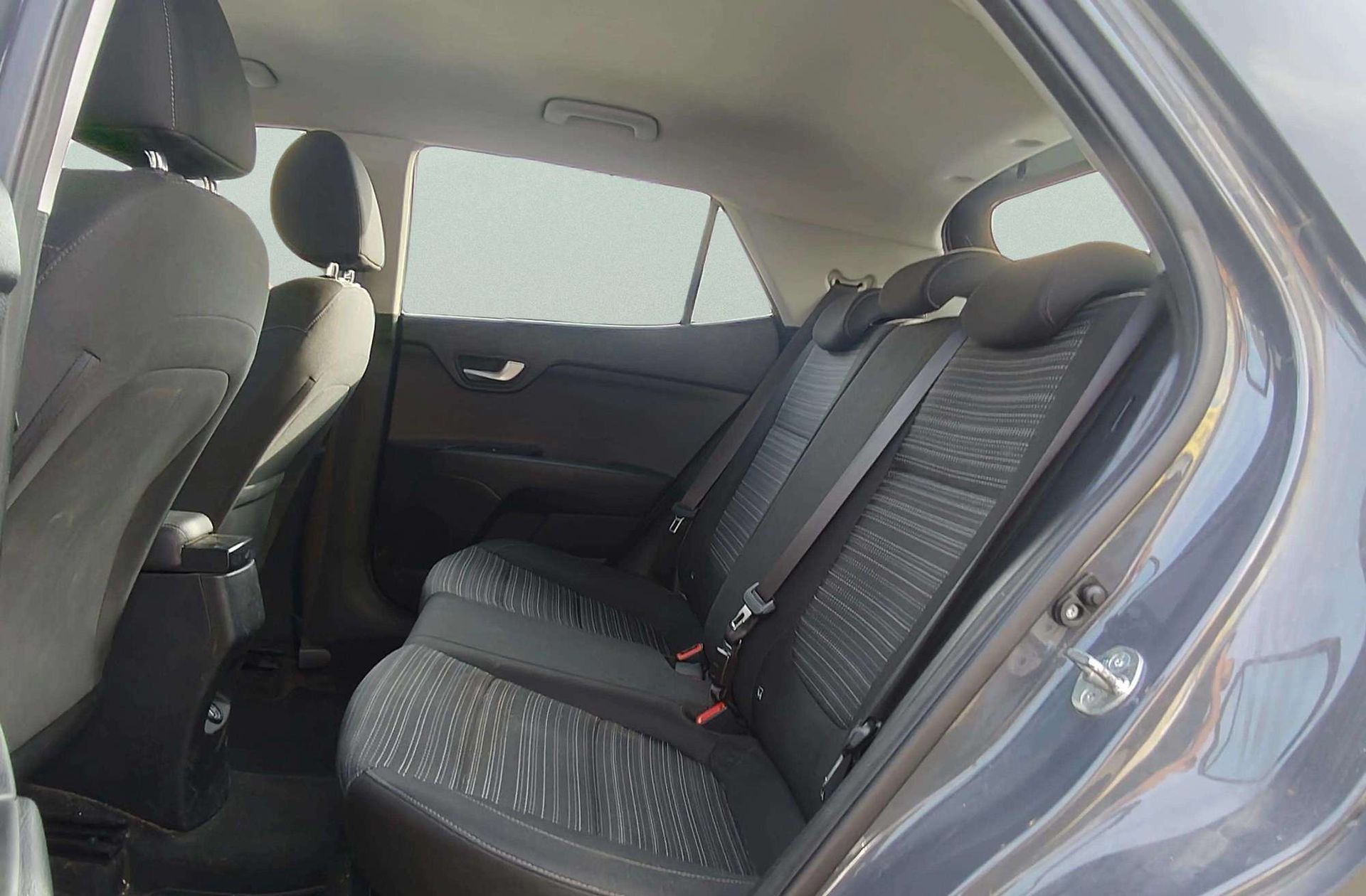 Kia Stonic 1.2 DPi Drive - foto 12