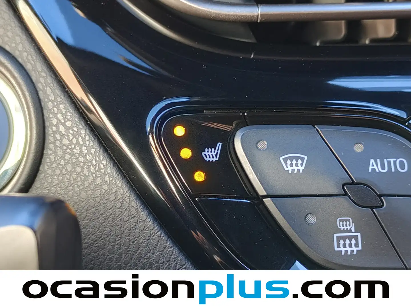 Foto Toyota C-HR Toyota C-HR 180H Kaji Edition (184 CV)