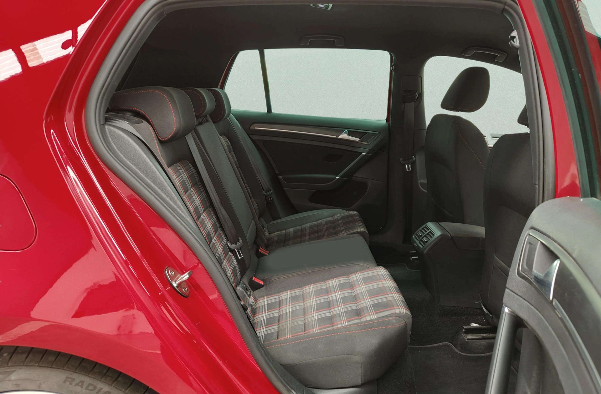 Volkswagen Golf GTI 2.0 TSI DSG - foto 21
