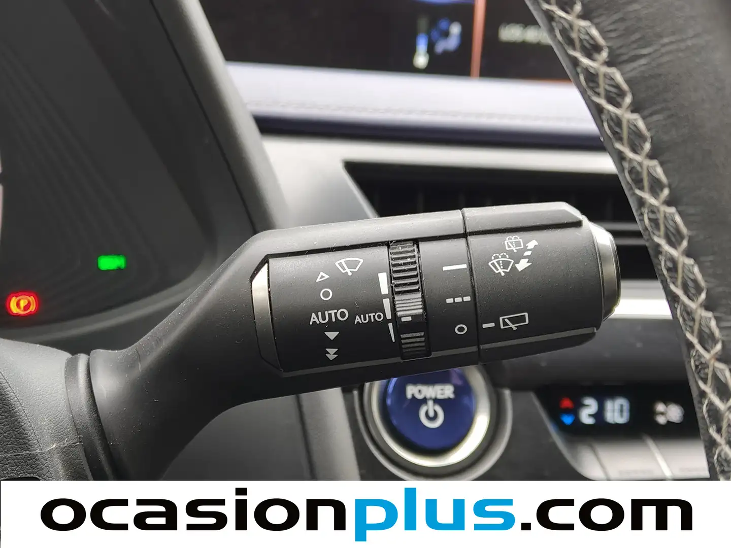 Foto Lexus UX Lexus UX 250h Luxury (184 CV)