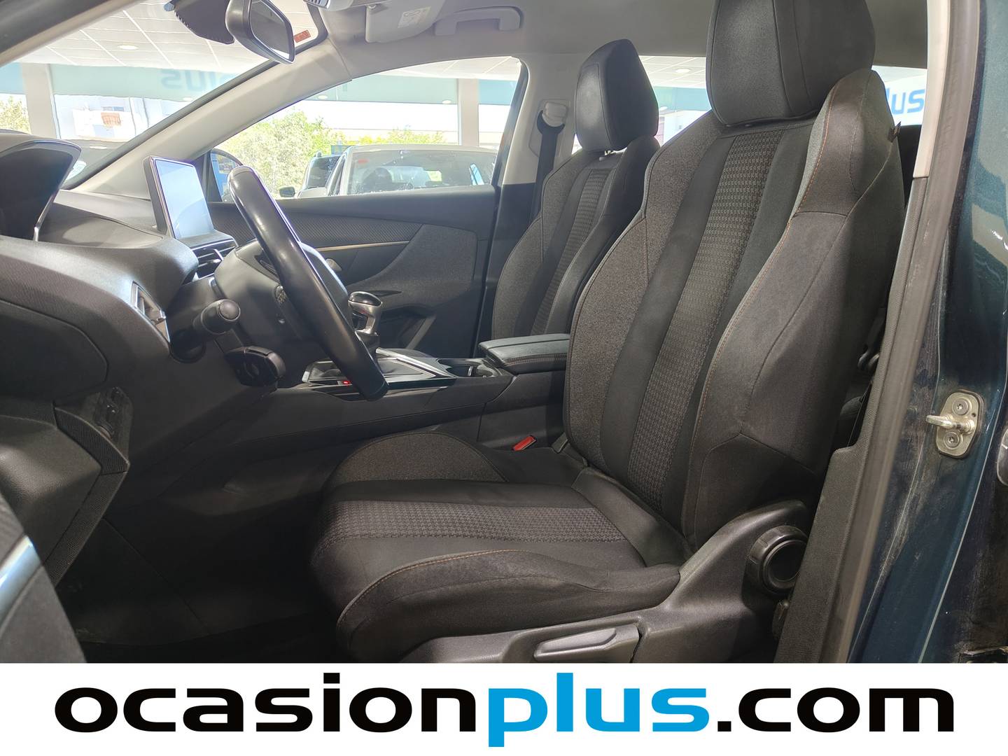 Foto asientos traseros Peugeot 5008 Peugeot 5008 PureTech 130 Active EAT8 (130 CV) 7 PLAZAS