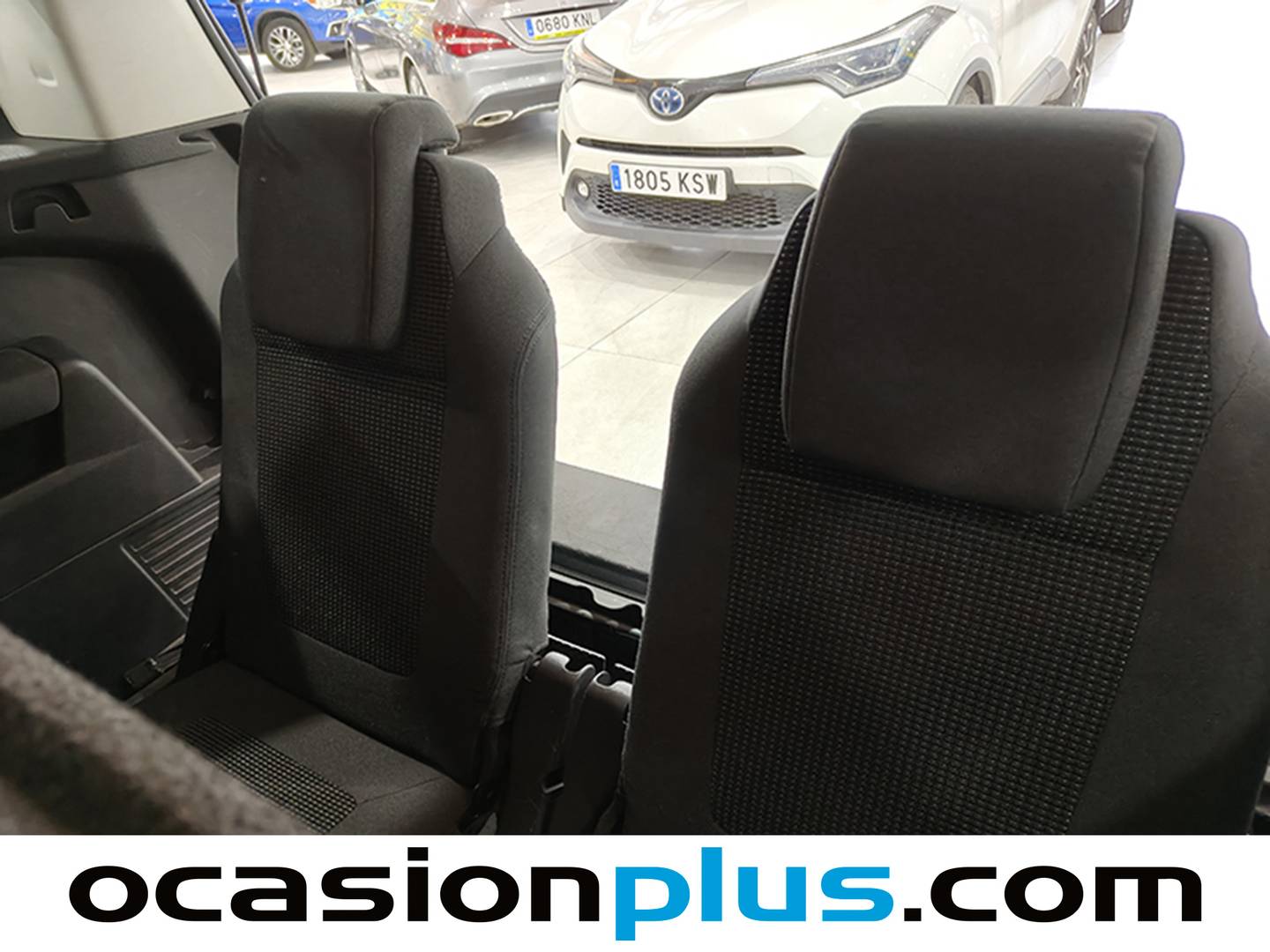 Foto asientos delanteros Peugeot 5008 Peugeot 5008 Active VTi  (120 CV) 7 Plazas