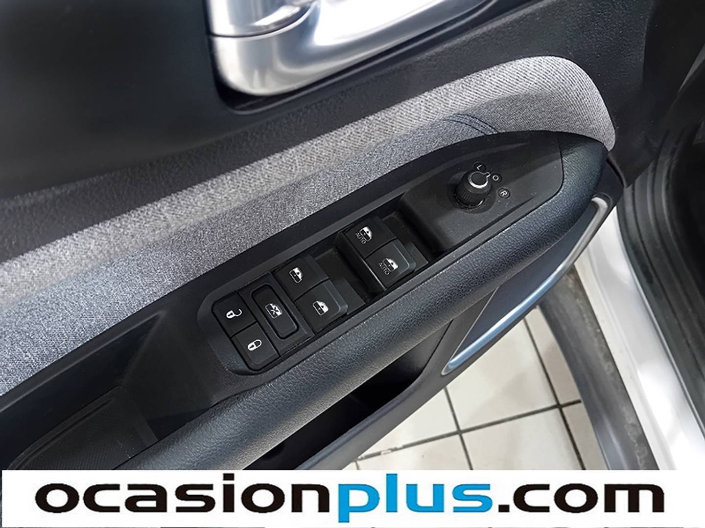 Foto Jeep Compass Jeep Compass 1.3 Gse T4 Longitude FWD MT (130 CV)