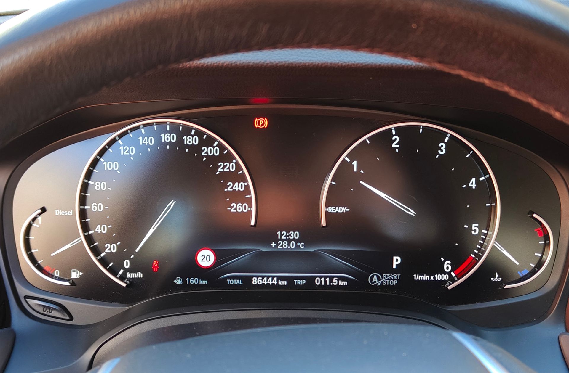 BMW Serie 3 318d - foto 23
