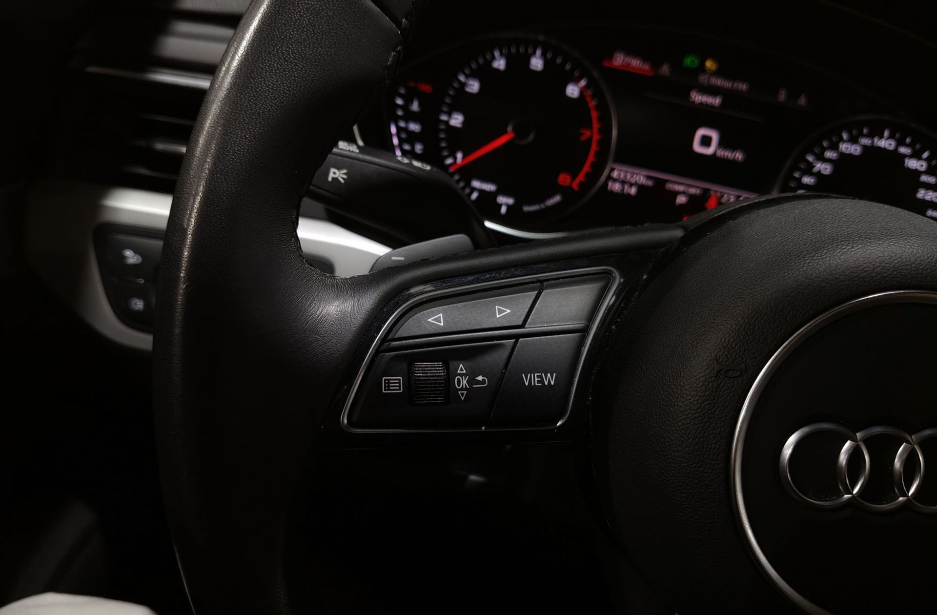 Audi A4 Avant Advanced 35 TFSI S tronic - foto 27